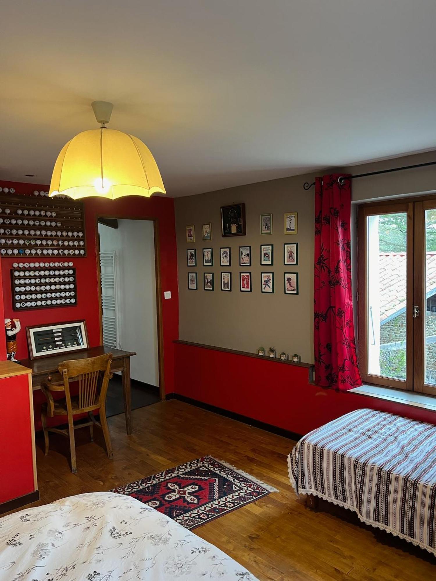 Les Garennes Hotel Saint-Uze Bagian luar foto