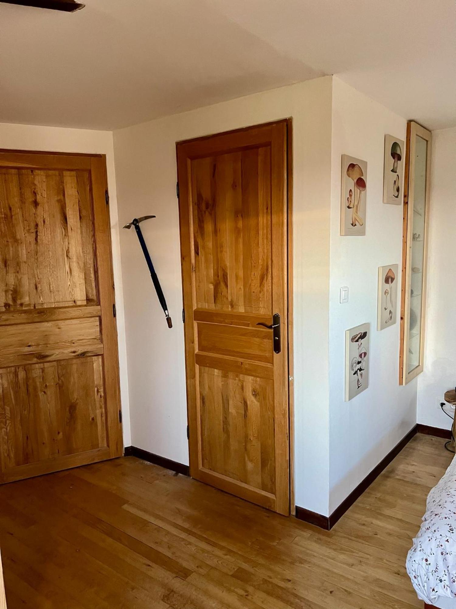 Les Garennes Hotel Saint-Uze Bagian luar foto