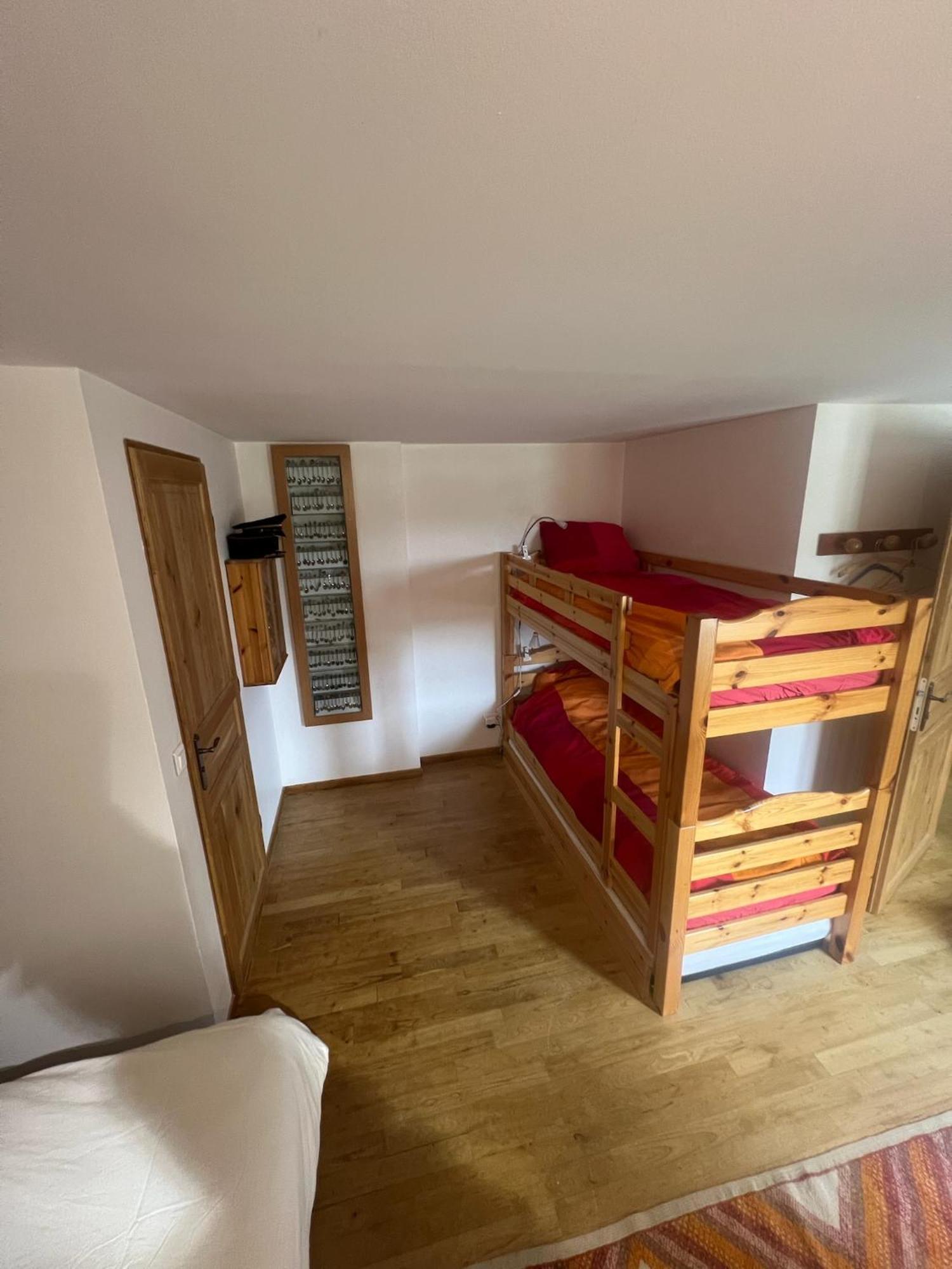 Les Garennes Hotel Saint-Uze Bagian luar foto